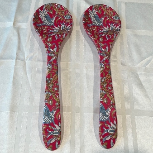 Set of Two 13” Painted Plastic Service Serving Spoons - Picture 1 of 3